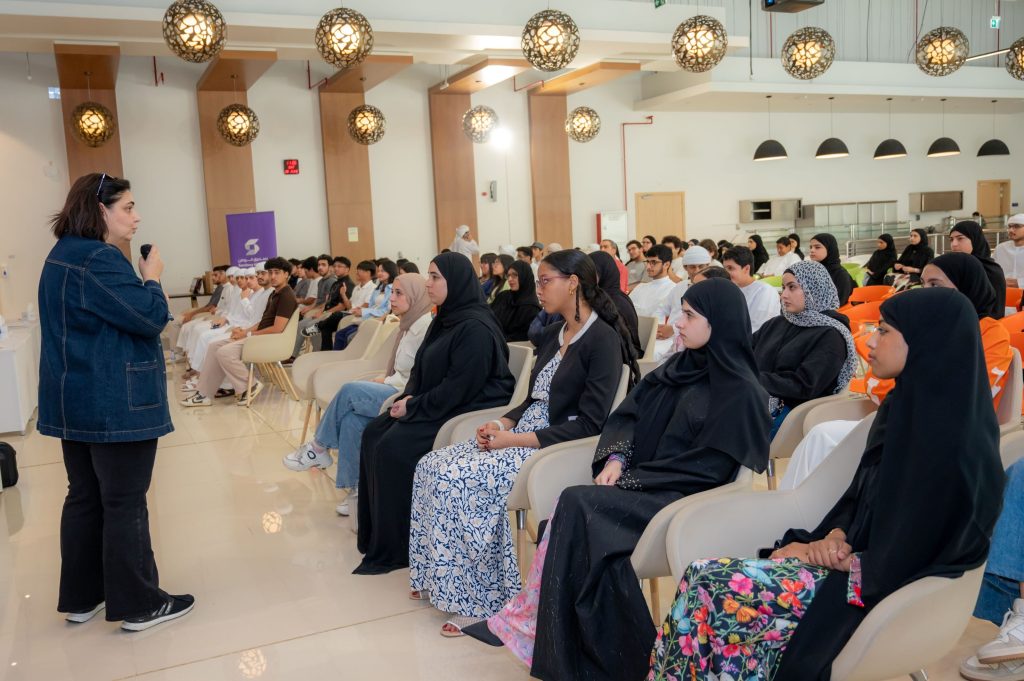 نهيان بن مبارك يطلق المرحلة الثانية من برنامج “مسرعات سويفت برو”